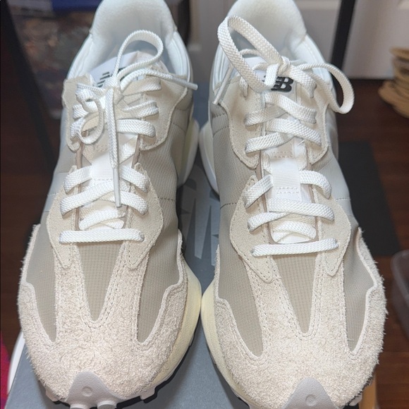 Brand New New Balance Beige and White Athletic Shoes Sz9 - Picture 1 of 7